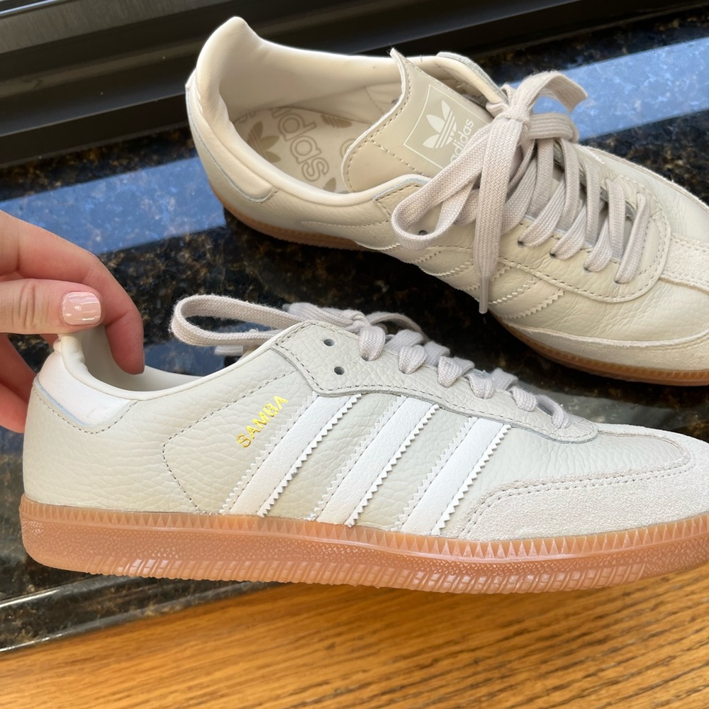 Samba sneakers 👟
